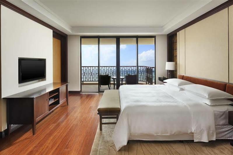 Four Points By Sheraton Shenzhou Peninsula Resort Wanning Exterior photo