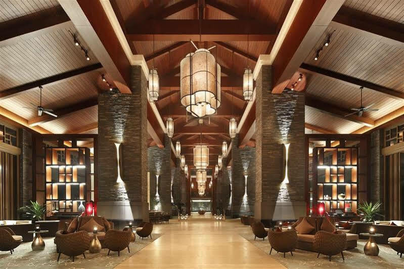 Four Points By Sheraton Shenzhou Peninsula Resort Wanning Exterior photo